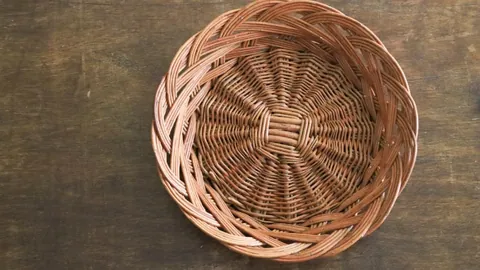 传奇再现！亨德森进球瞬间，神似若塔“手柄舞”庆祝姿势